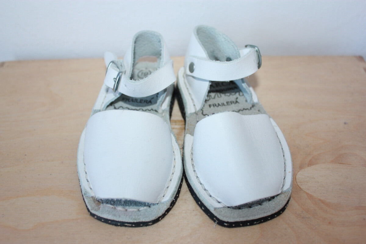 witte-leren-menorquinas-sandalen-unisex-maat-19-baby-avarca